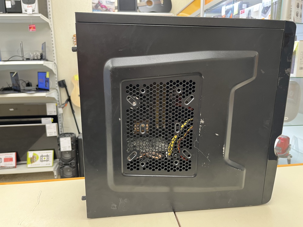 Системный блок ASUS; FX-6300, Radeon R7 200, 8 Гб, 256 Гб, Нет