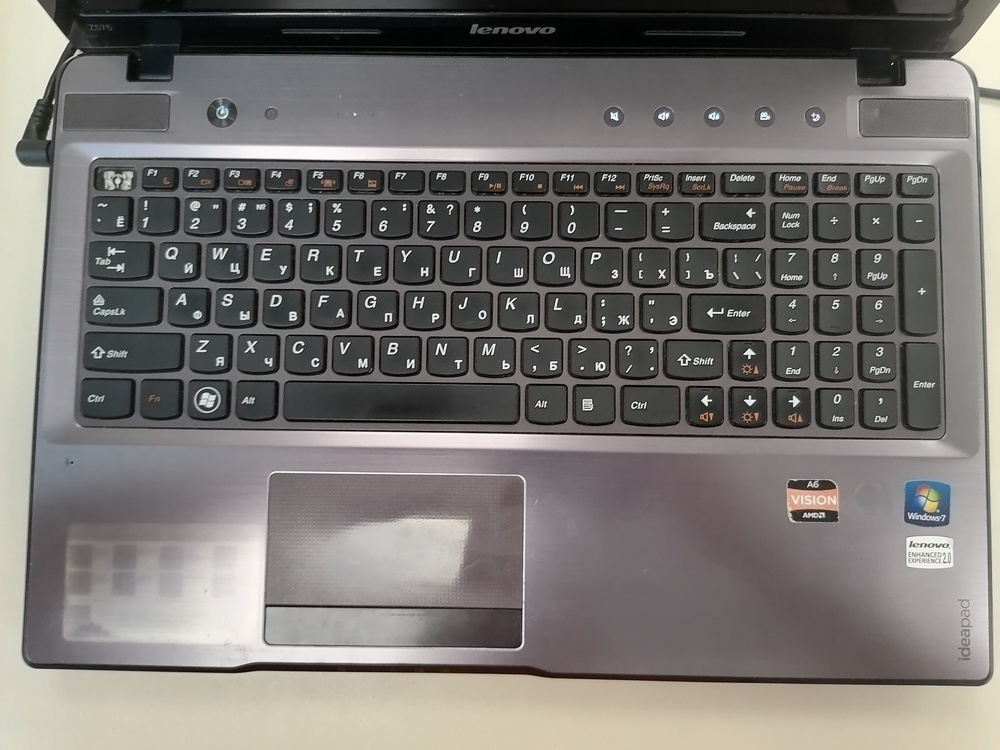 Ноутбук Lenovo Ideapad z575; A6-3400M, Radeon Graphics, 8 Гб, Нет, 500 Гб