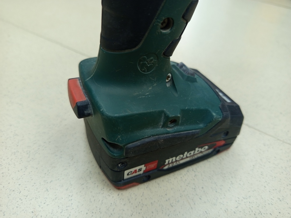 Шуруповерт Metabo BS 18 L