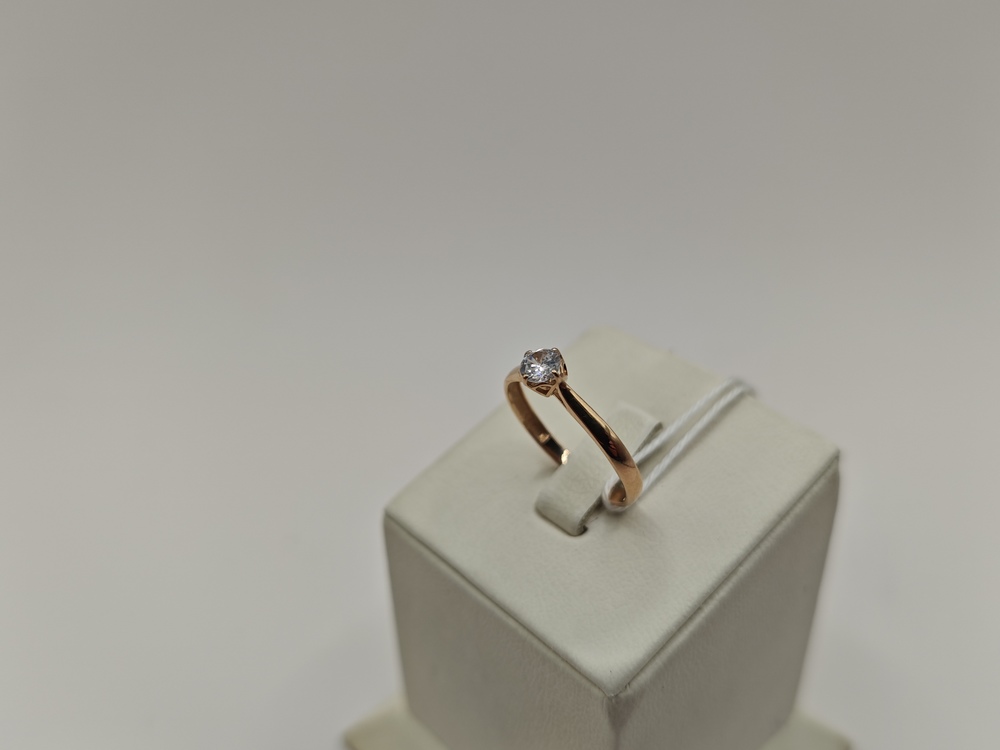 КОЛКМ585 КОЛЬЦО С КАМНЕМ (Au 585)