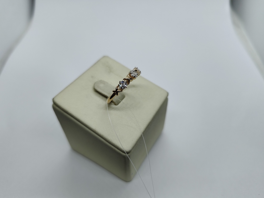 КОЛЬЦО С КАМНЯМИ (Au 585)