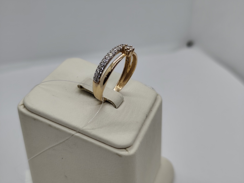 КОЛЬЦО С КАМНЯМИ (Au 585)