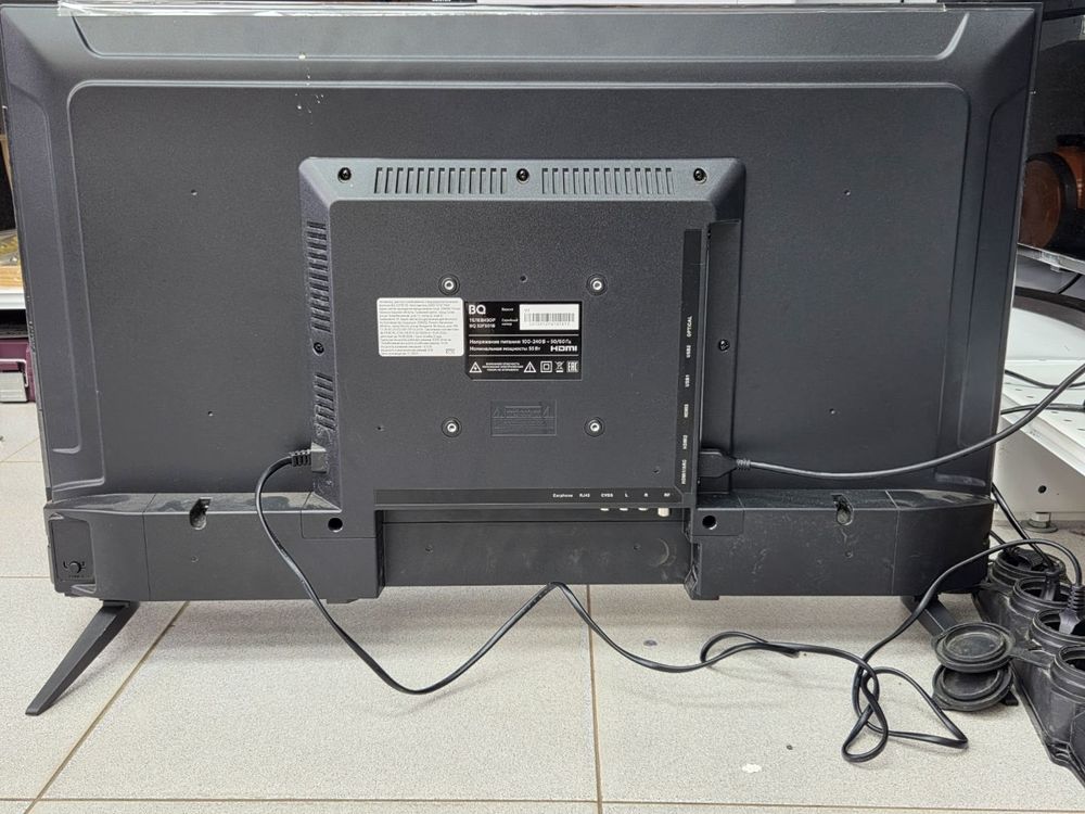 LED Телевизор BQ 32FS01B