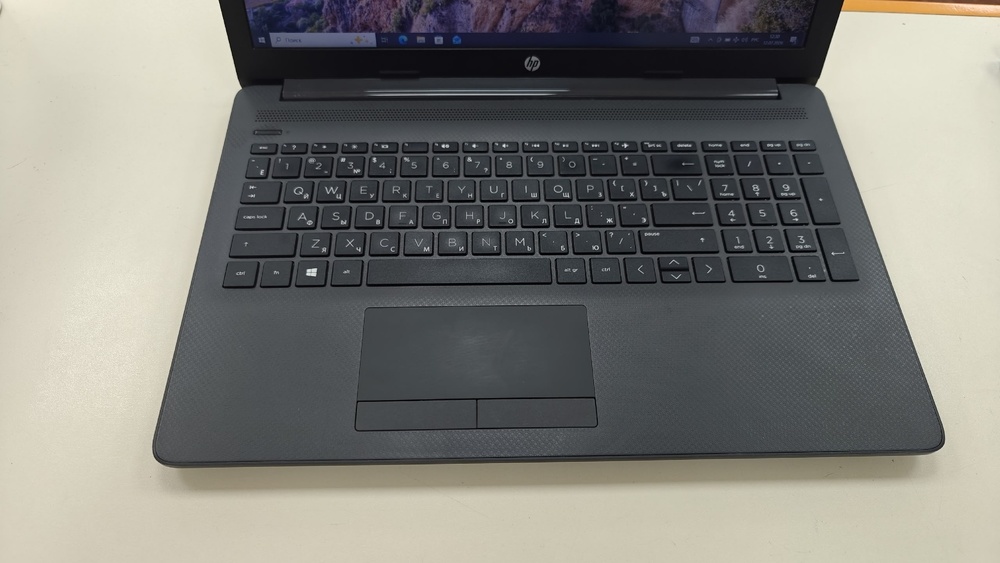 Ноутбук HP 15s-eq0056ur; Ryzen 5 3500U, Radeon Vega 8, 8 Гб, 256 Гб, Нет