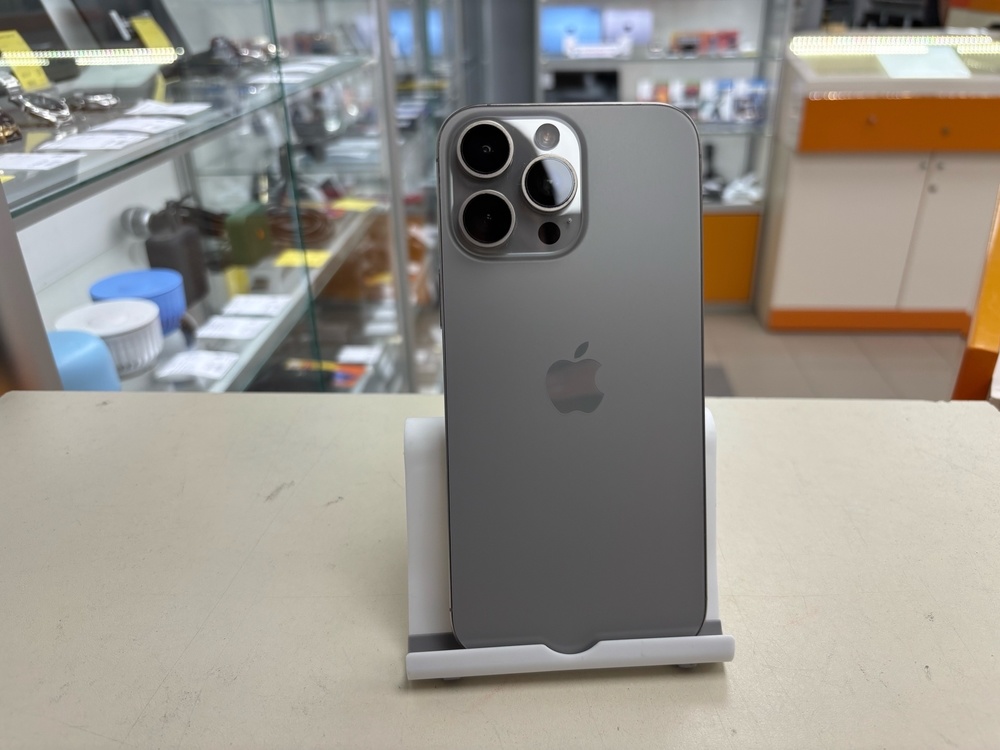 Смартфон Apple Iphone 16 Pro Max 256Gb