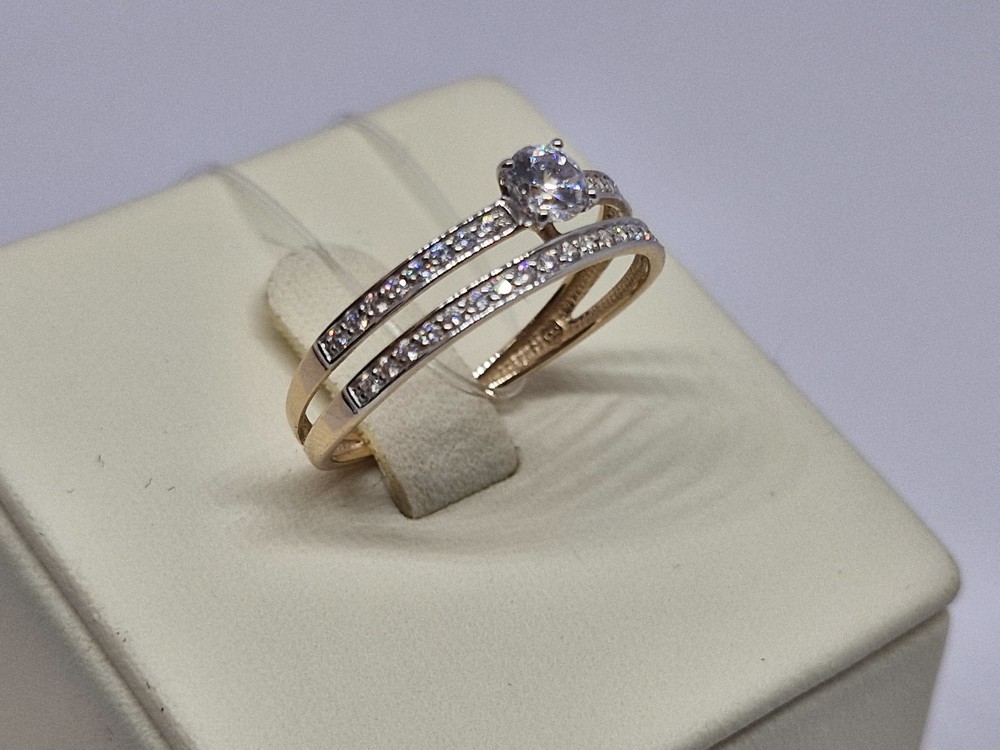 51-110-02563-1 КОЛЬЦО С КАМНЯМИ (Au 585)