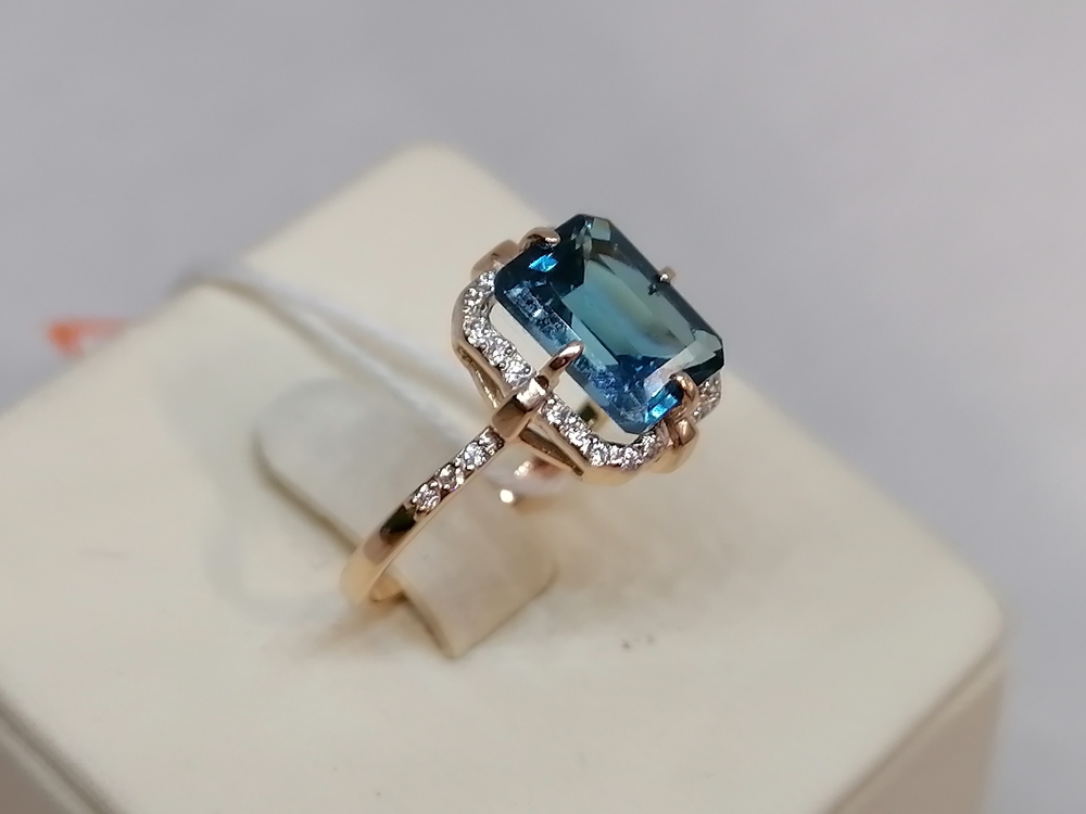 КОЛКМИ585 КОЛЬЦО С КАМНЯМИ (Au 585)