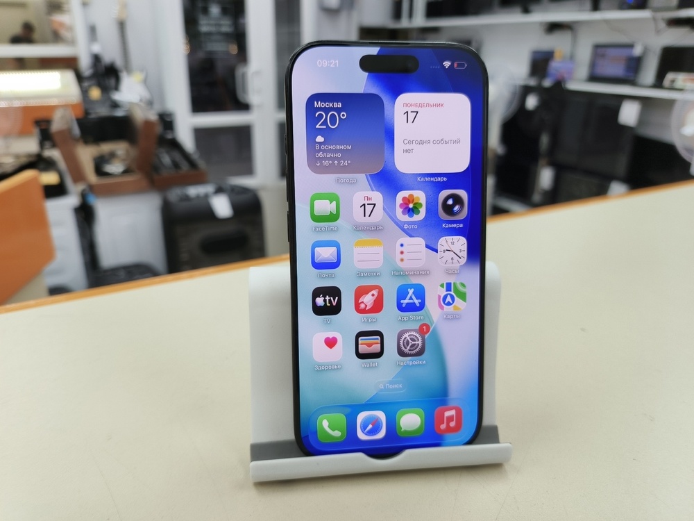 Смартфон Apple Iphone 16 Pro 128Gb