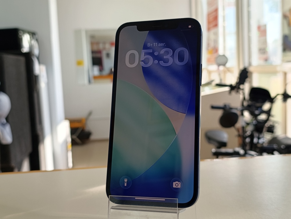 Смартфон Apple iPhone 12 128Gb