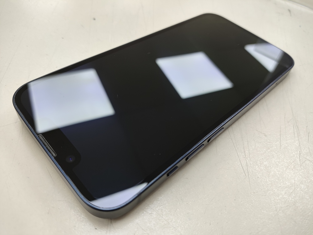 Смартфон Apple Iphone 14 128Gb