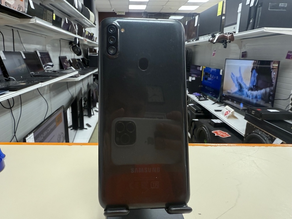 Смартфон Samsung Galaxy A11 2/32