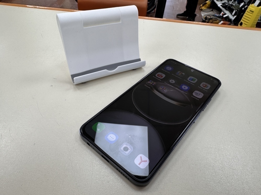 Смартфон Tecno SPARK 30 PRO 8/256