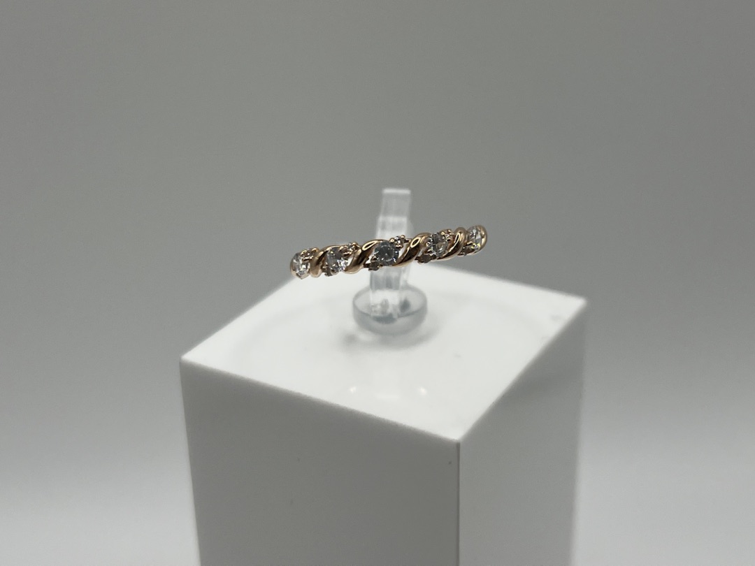 КОЛКМИ585 КОЛЬЦО С КАМНЯМИ (Au 585)