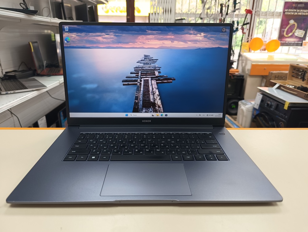 Ноутбук Honor; Ryzen 5-5500U, Radeon Graphics, 16 Гб, 512 GB, Нет