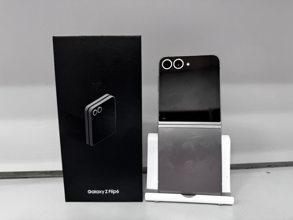 Смартфон Samsung Galaxy Z Flip 6 12/256