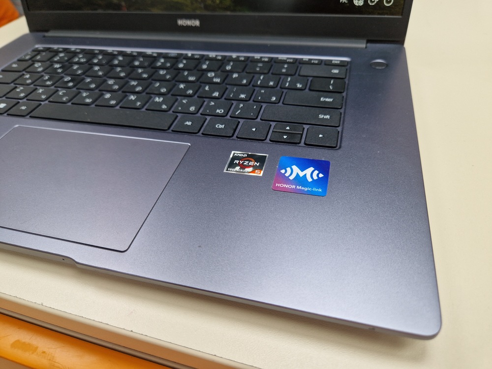 Ноутбук Honor bmh-wfq9hn; Ryzen 5-5500U, HD Graphics, 16 Гб, 500 Гб, Нет
