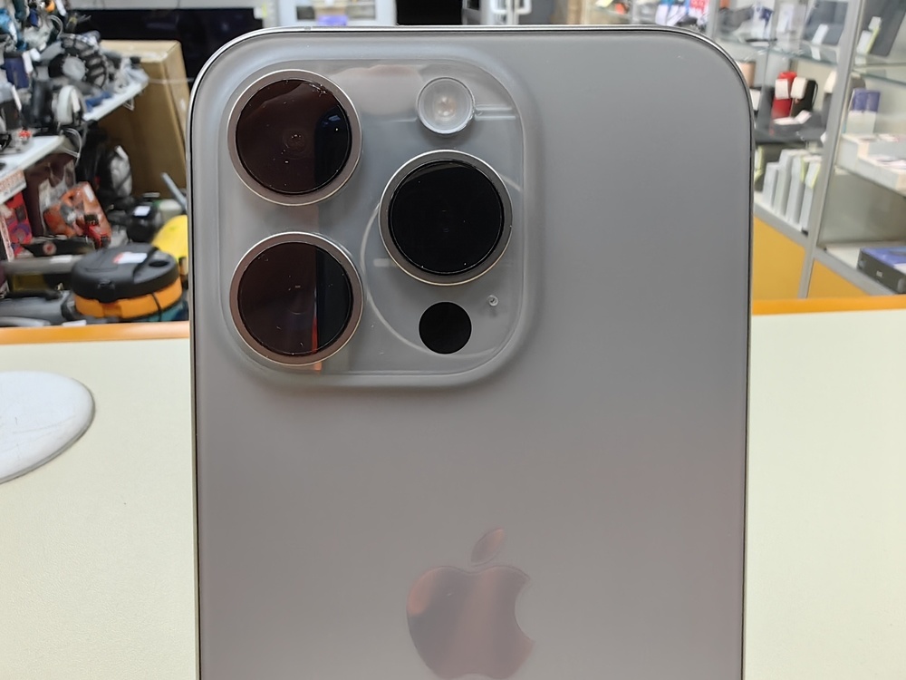 Смартфон Apple Iphone 15 Pro 128Gb