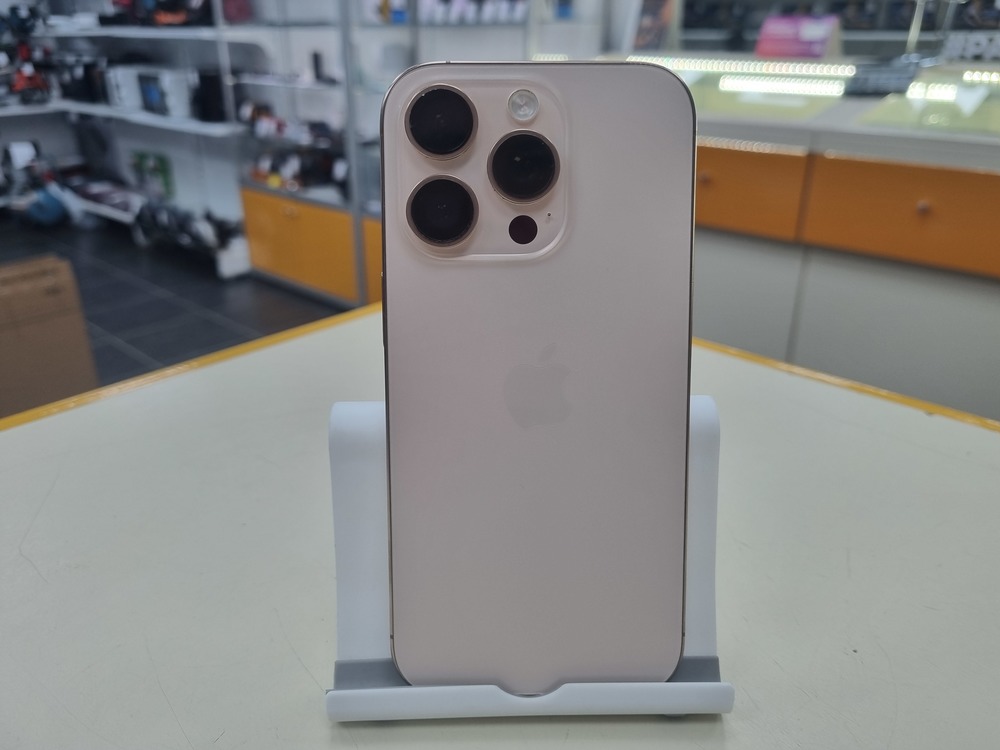 Смартфон Apple Iphone 16 Pro 128Gb
