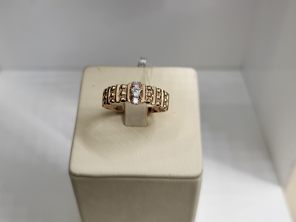 КОЛЬЦО С КАМНЯМИ (Au 585)