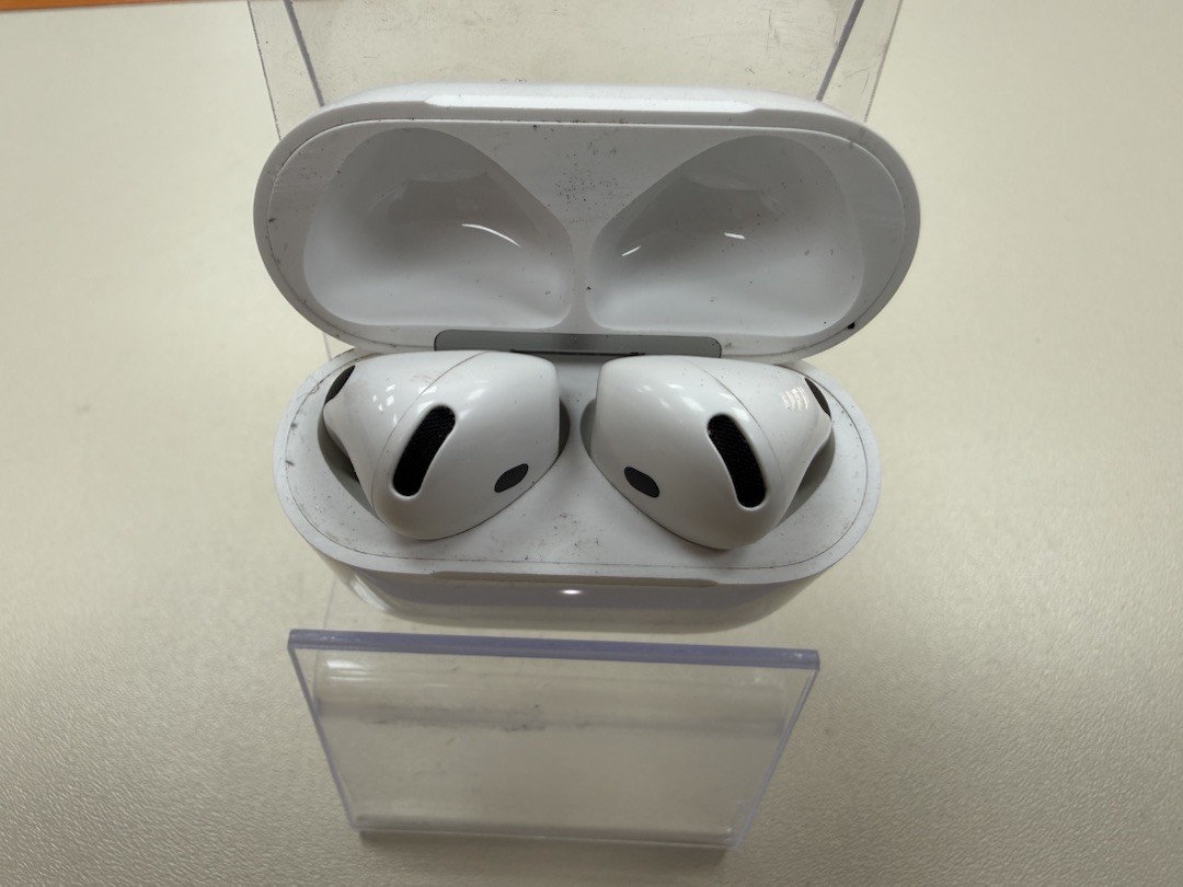 Наушники беспроводные Apple AirPods 4 с ANC