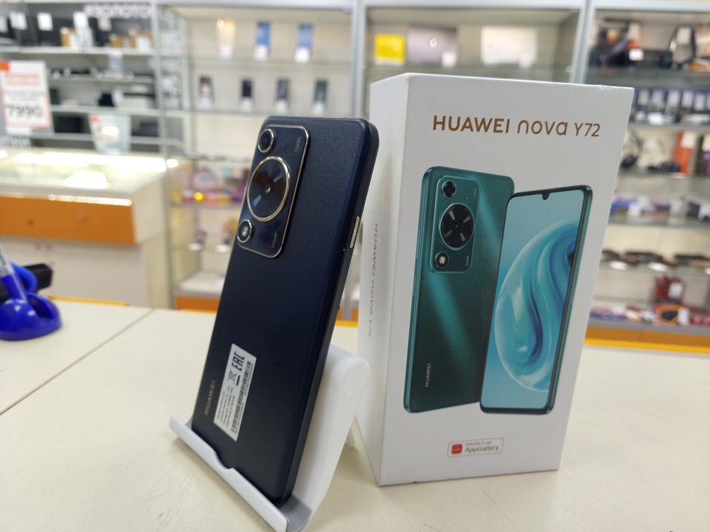 Смартфон Huawei Nova Y72 8/128
