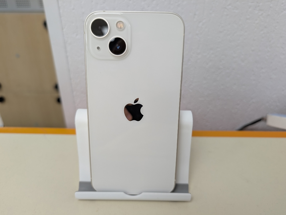 Смартфон Apple iPhone 13 256Gb