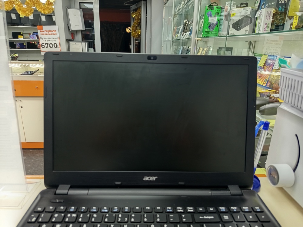 Ноутбук Acer; Core i3-4030U, GeForce 820M, 12 Гб, Нет, 500 Гб