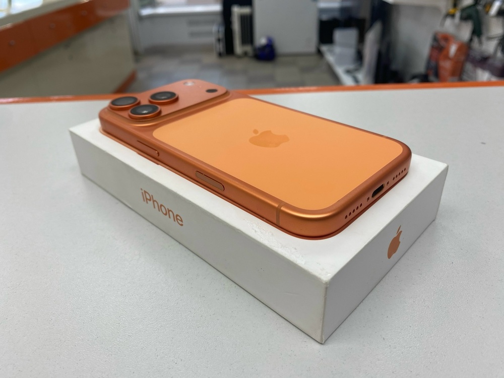 Смартфон Apple Iphone 17 Pro 256Gb eSim