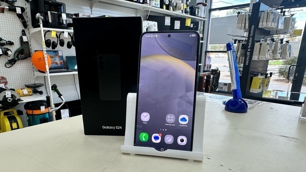 Смартфон Samsung Galaxy S24 8/128