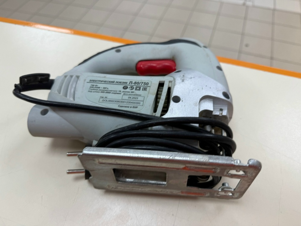 Лобзик Ресанта Л-80/750