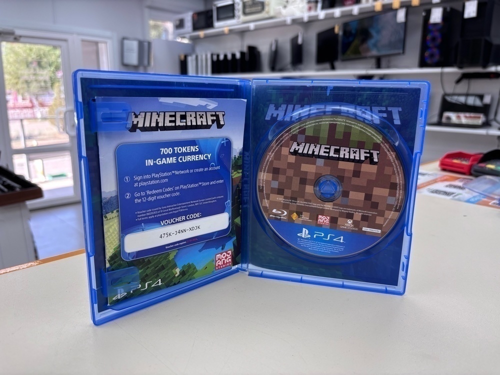 Игра Playstation 4 Minecraft