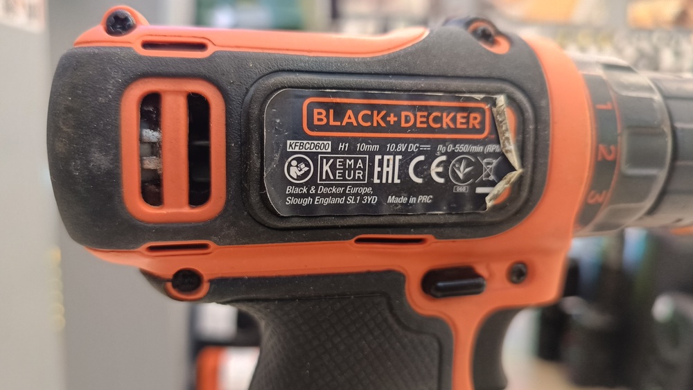 Шуруповерт Black & Decker KFBCD600