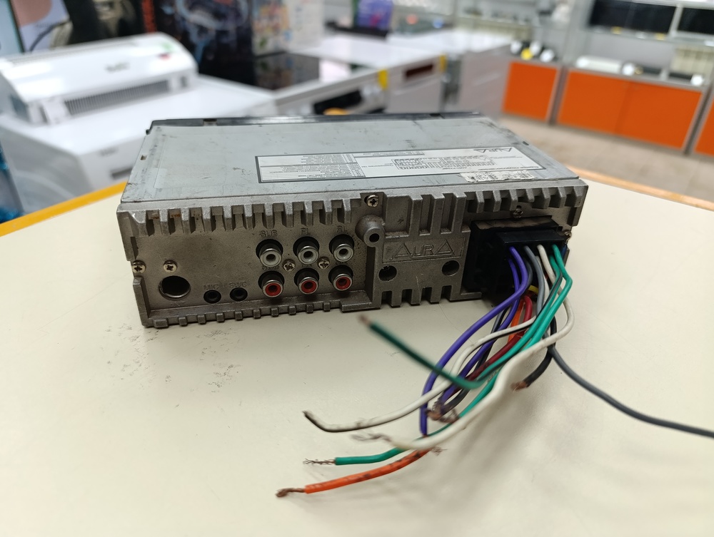 Автомагнитола Aura AMH-77DSP