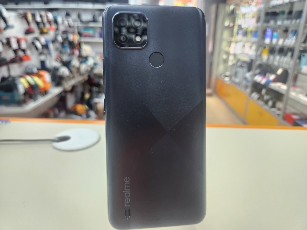 Смартфон Realme C21 3/32