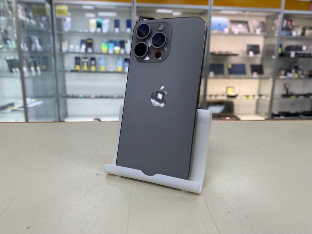 Смартфон Apple iPhone 15 Pro Max 256Gb