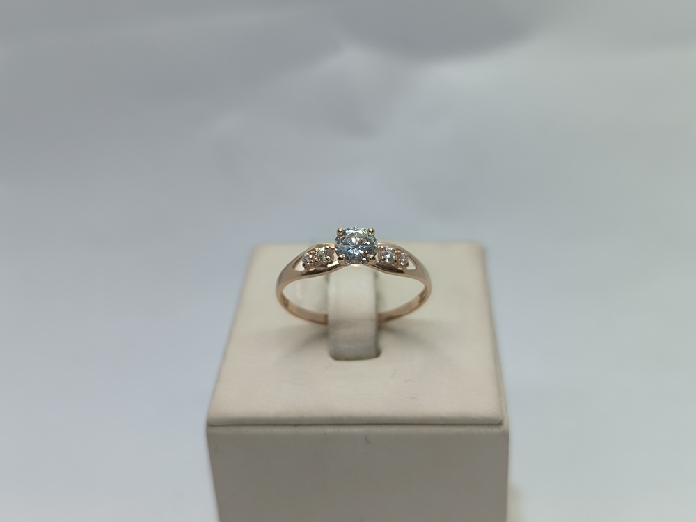 КОЛЬЦО С КАМНЯМИ (Au 585)