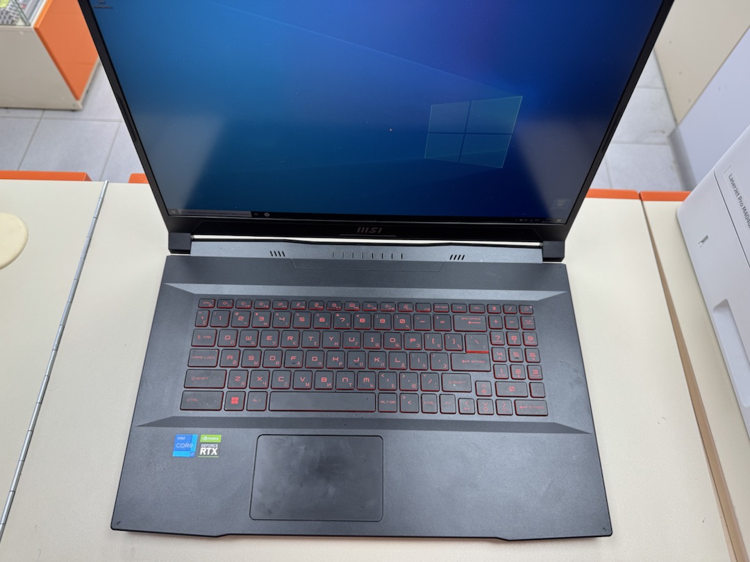 Ноутбук MSI Katana 17 B12UCR; Intel Core i7-12650H, GeForce RTX 3050, 16 Гб, 512 GB, Нет
