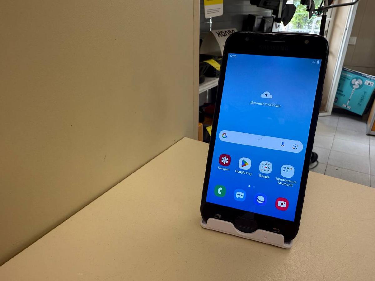 Смартфон Samsung Galaxy J3 2017 2/16