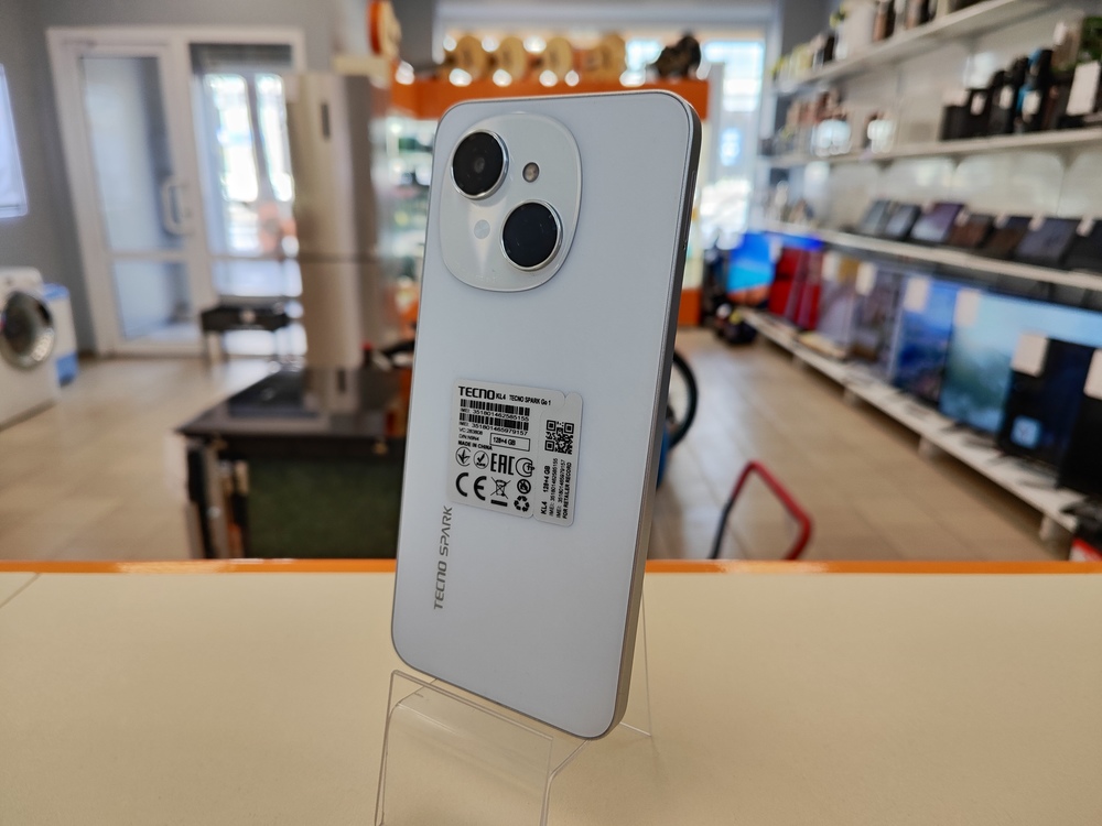 Смартфон Tecno Spark Go1