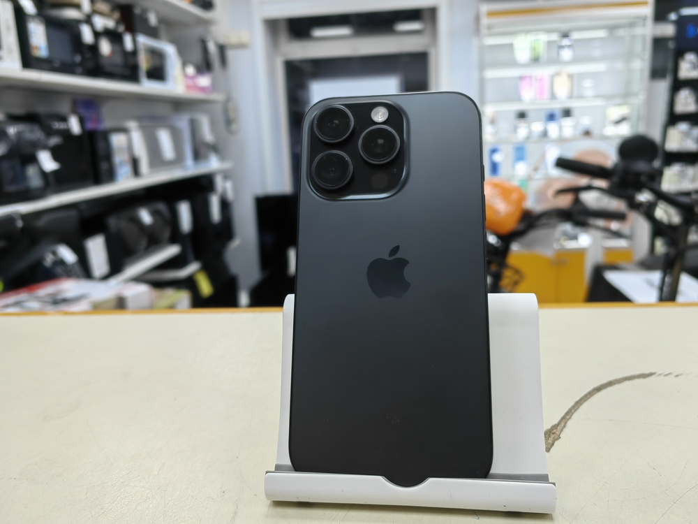 Смартфон Apple Iphone 16 Pro 128Gb