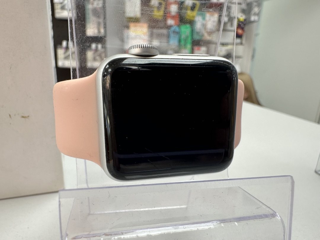 Смарт-часы Apple Watch Series 3 38 мм