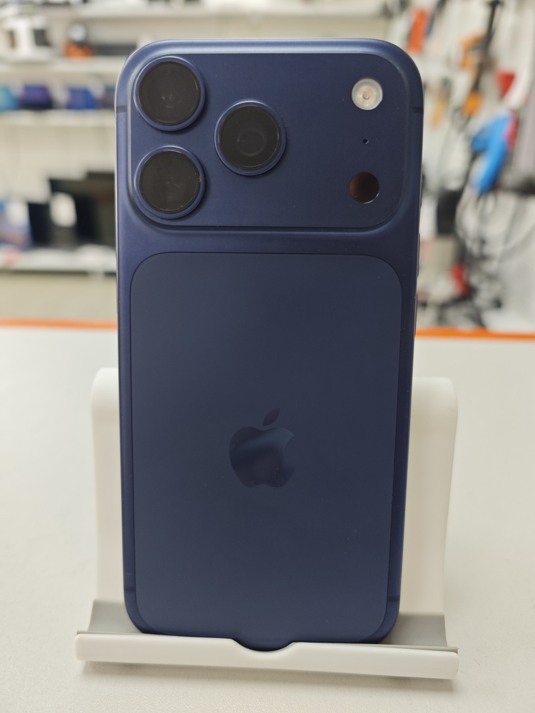 Смартфон Apple Iphone 17 Pro 256Gb