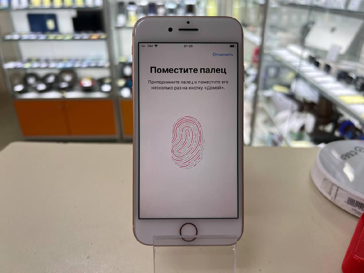 Смартфон Apple iPhone 8 128Gb
