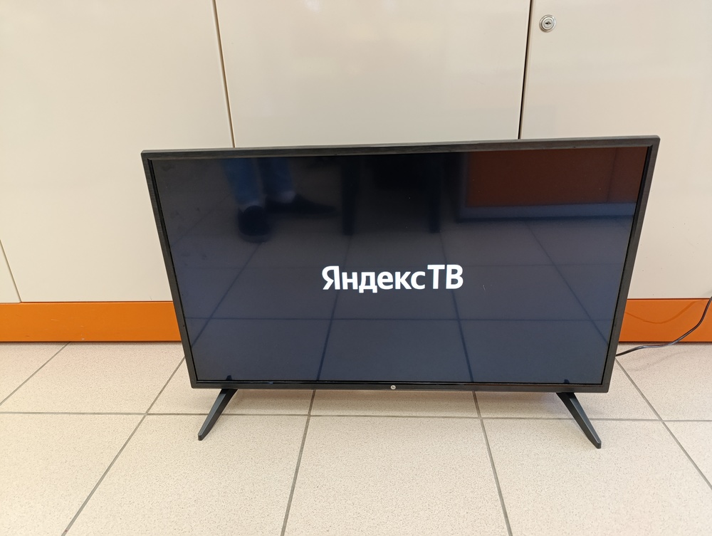 LED Телевизор HI VHIX-32H181MSY