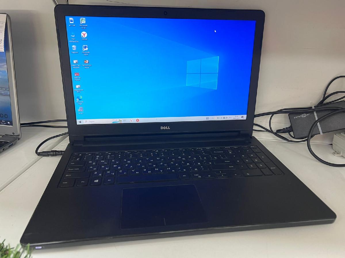 Ноутбук DELL; Core i3-5005U, Intel HD Graphics 5500, 8 Гб, 256 Гб, 500 Гб