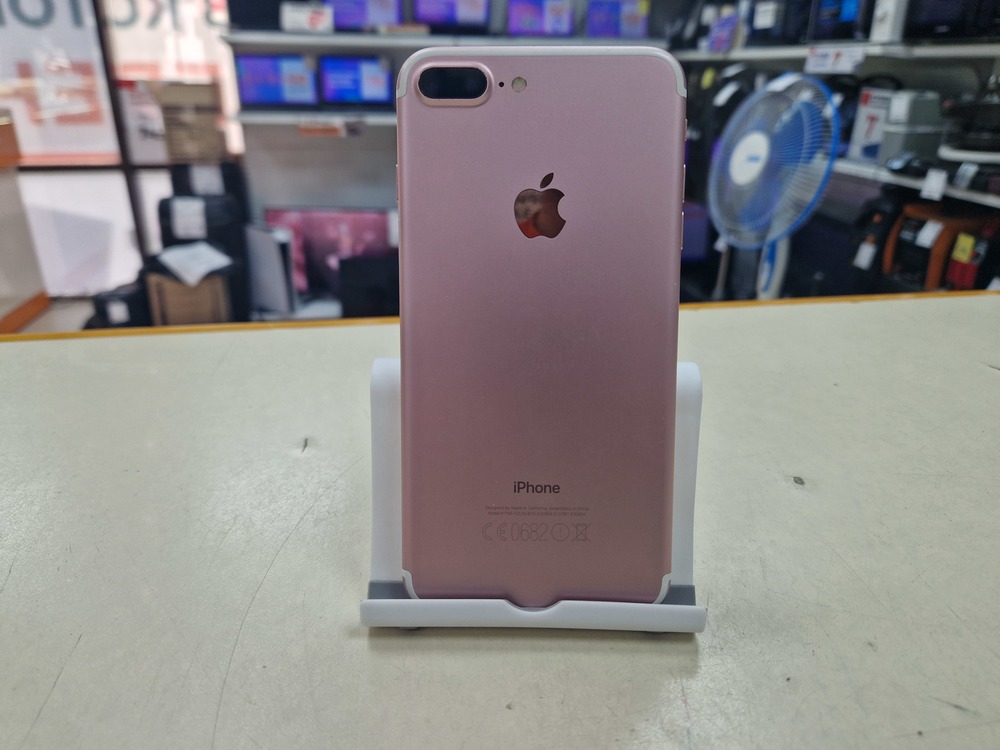 Смартфон Apple iPhone 7 Plus 128Gb