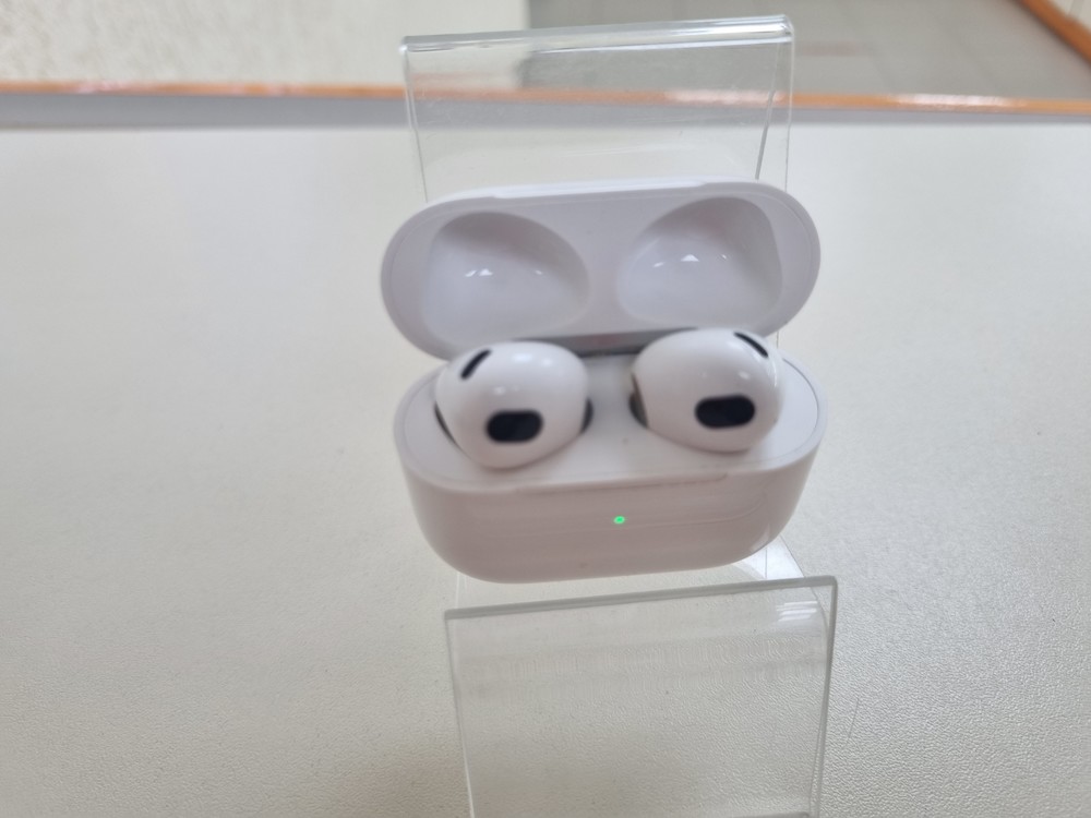 Наушники беспроводные Apple Airpods 3