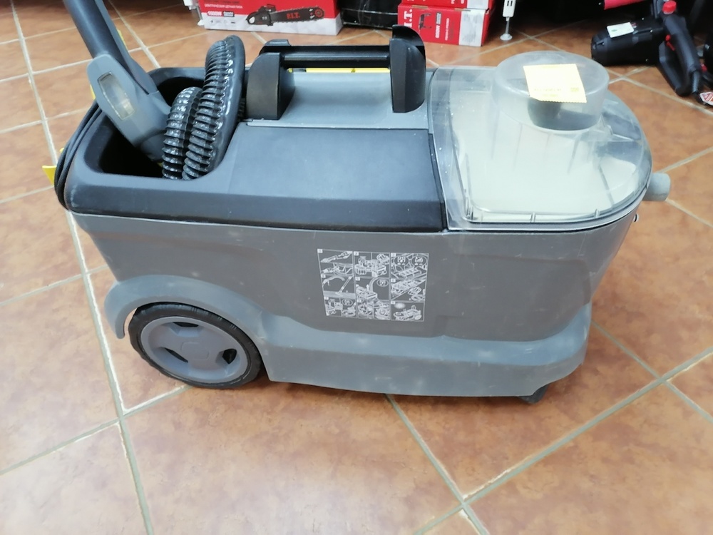 Пылесос Karcher Puzzi 10/1