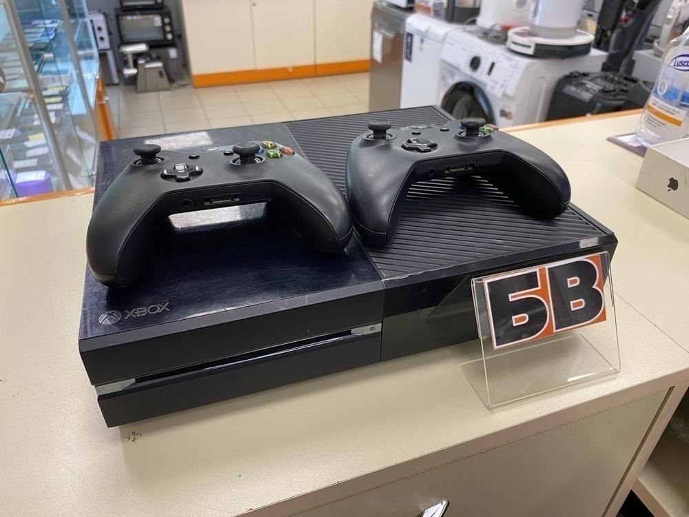 Игровая приставка Xbox One 500Gb