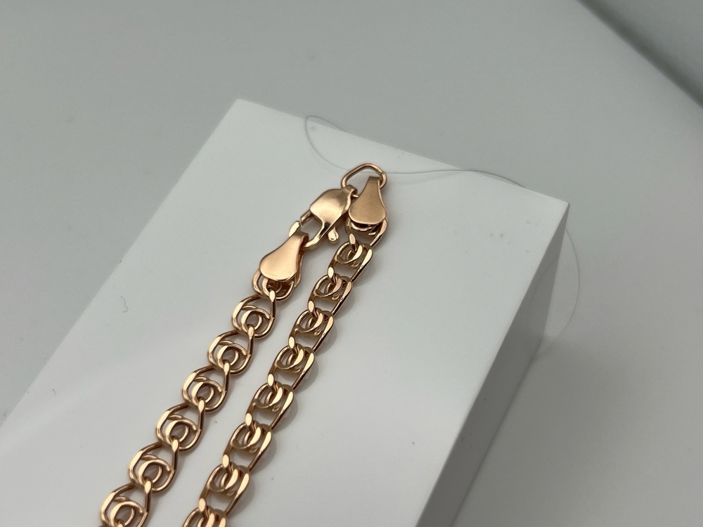 ЦЕПЬ ПУСТОТЕЛАЯ Лав (Au 585)